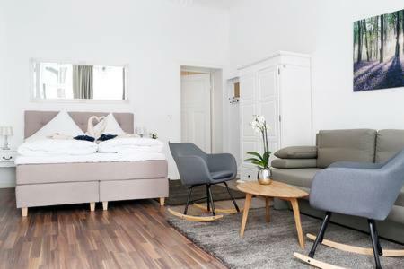 Droy By Rockchair Apartments L Superhost Status L 2 Bedroom Boxspringbeds Next To Center "Kurfuerstendamm" - Cozy Family & Business Flair Welcomes You! Berlin Bagian luar foto