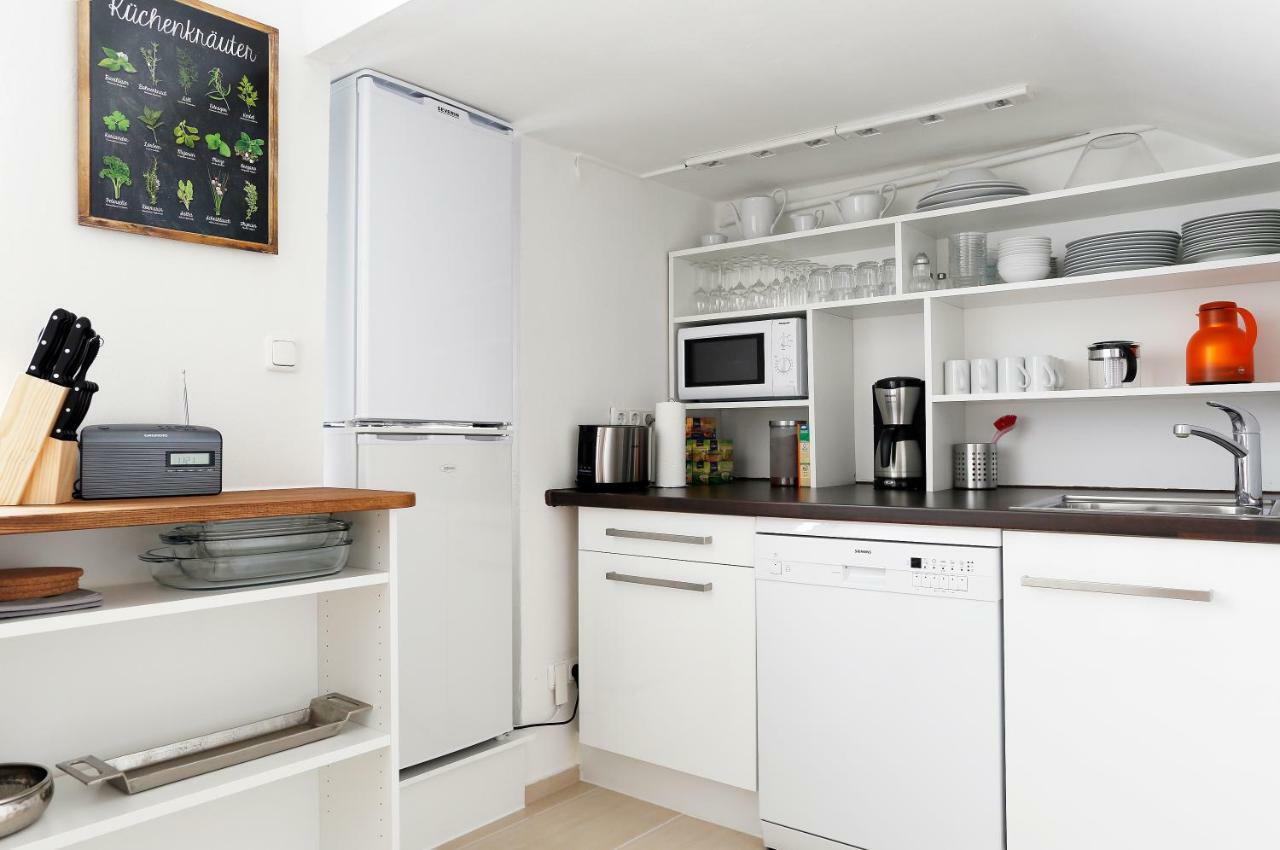 Droy By Rockchair Apartments L Superhost Status L 2 Bedroom Boxspringbeds Next To Center "Kurfuerstendamm" - Cozy Family & Business Flair Welcomes You! Berlin Bagian luar foto